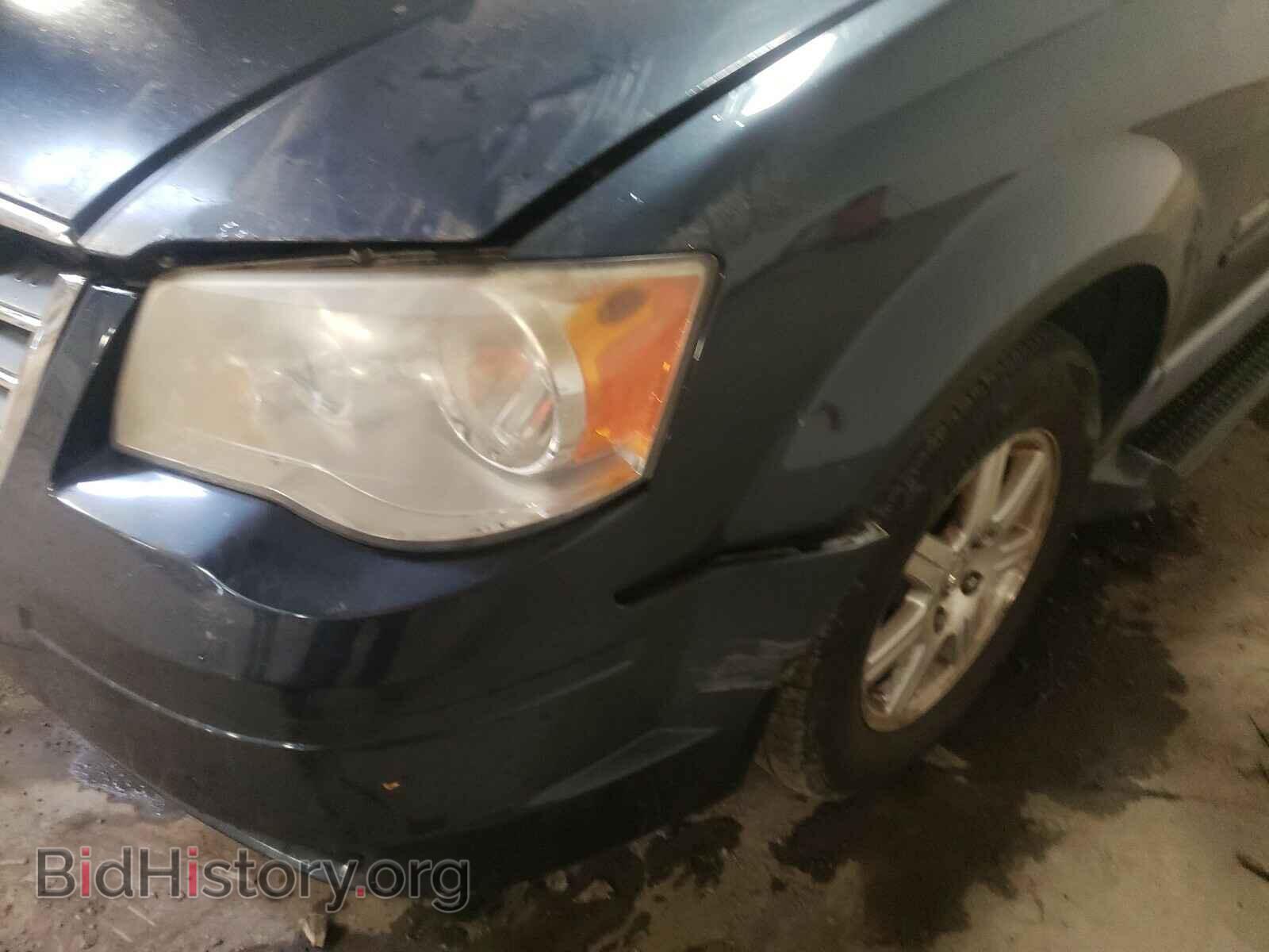2008 CHRYSLER MINIVAN - VIN: 2A8HR54P48R787087 - Фото 9