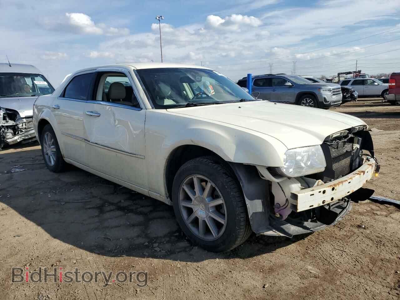 2009 CHRYSLER 300 - VIN: 2C3KK33V69H591850 - Фото 4