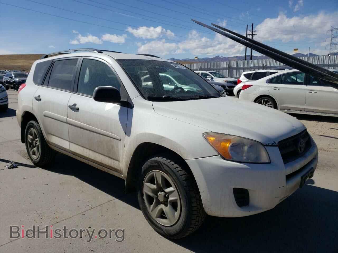 2011 TOYOTA RAV4 - VIN: 2T3BF4DV9BW143452 - Фото 4