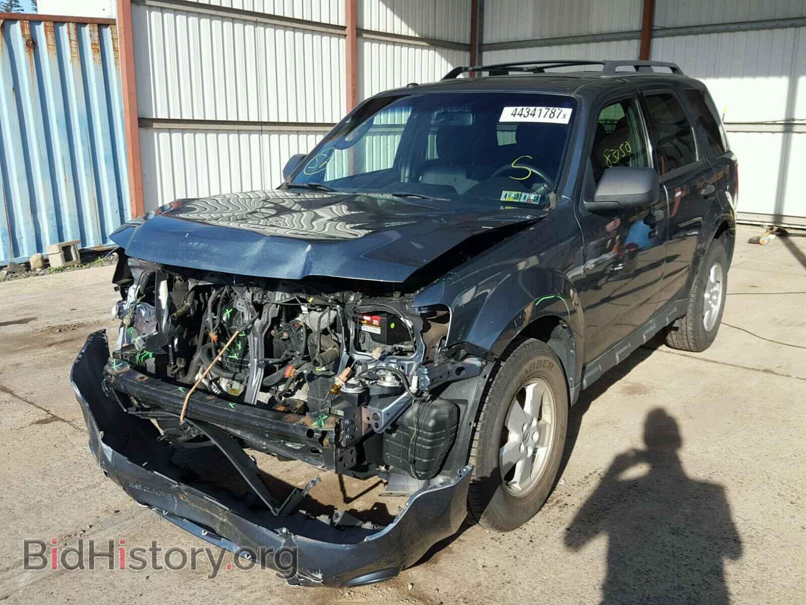2011 FORD ESCAPE - VIN: 1FMCU9D77BKA47090 - Фото 2
