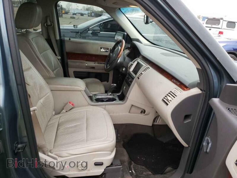 2010 Ford FLEX (VIN 2FMGK5DC9ABA51017) — photo 5 of 10