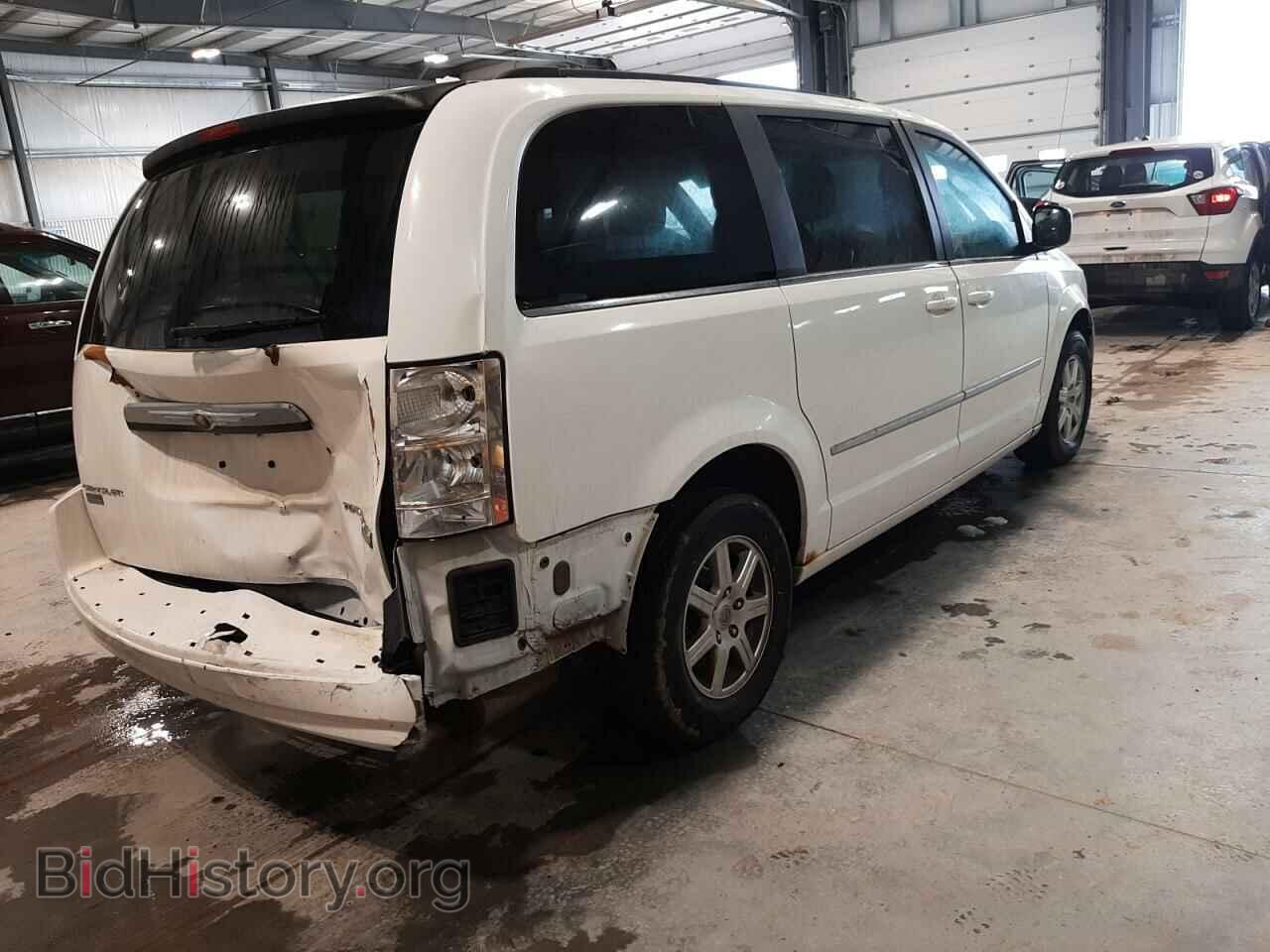 2010 CHRYSLER MINIVAN - VIN: 2A4RR5D10AR500920 - Фото 3