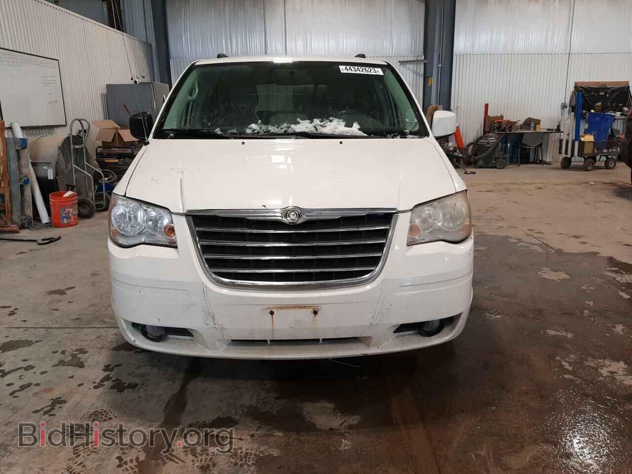 2010 CHRYSLER MINIVAN - VIN: 2A4RR5D10AR500920 - Фото 5