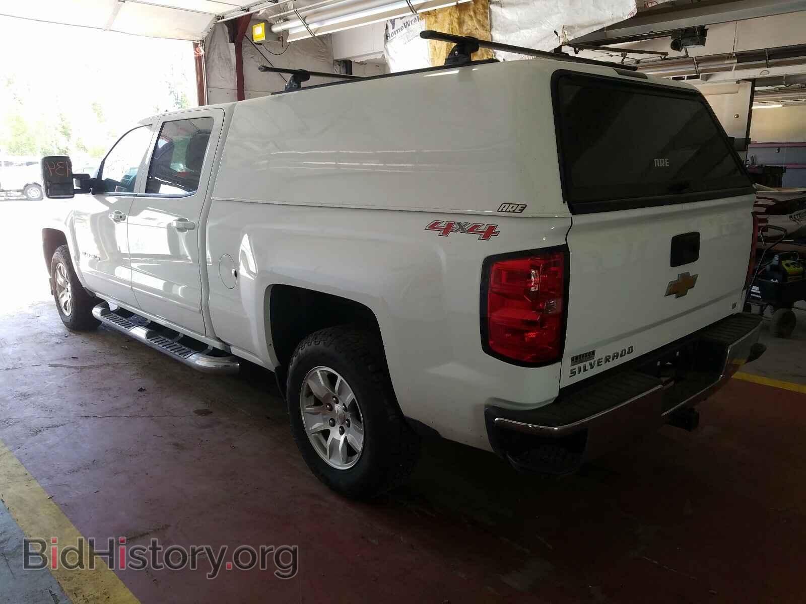 2017 CHEVROLET SILVERADO - VIN: 3GCUKREC3HG333979 - Фото 3