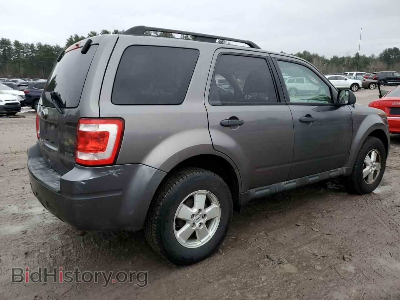 2010 FORD ESCAPE - VIN: 1FMCU9D7XAKB29233 - Фото 3