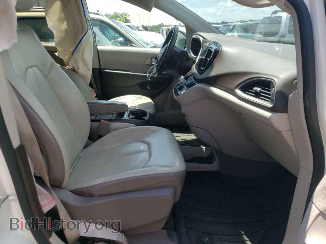 2017 CHRYSLER PACIFICA - VIN: 2C4RC1BG1HR688395 - Photo 5