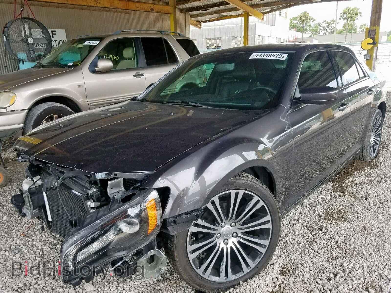 2013 CHRYSLER 300 - VIN: 2C3CCABG7DH618409 - Фото 2