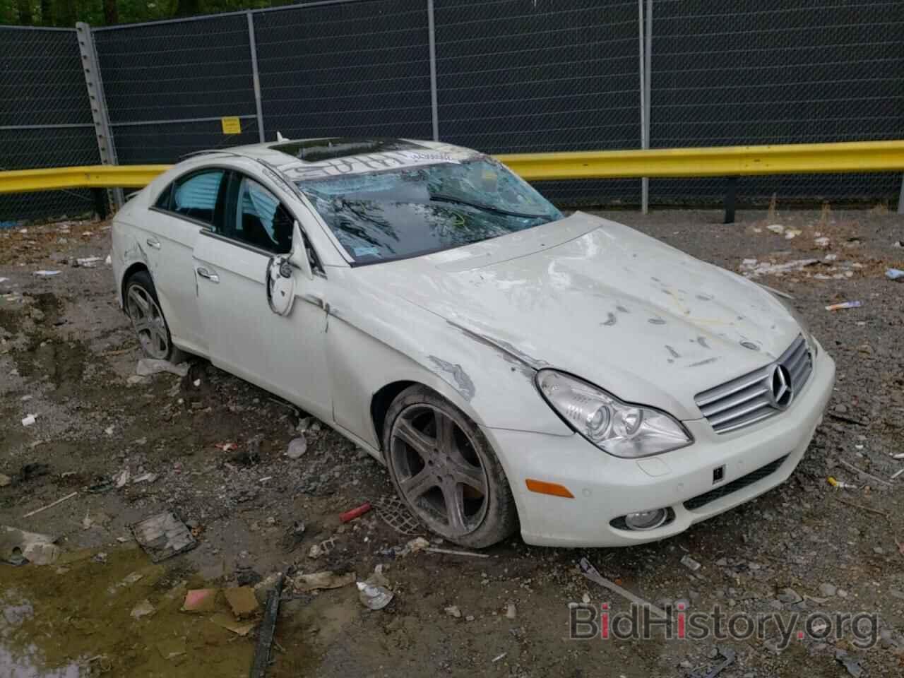 Photo WDDDJ72X87A088551 - MERCEDES-BENZ CLS-CLASS 2007