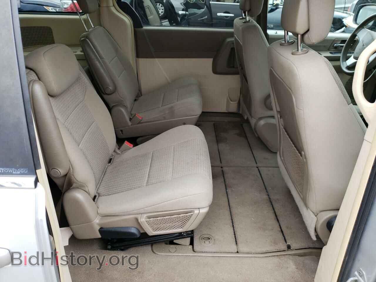 2010 CHRYSLER MINIVAN - VIN: 2A4RR4DE3AR304855 - Photo 6
