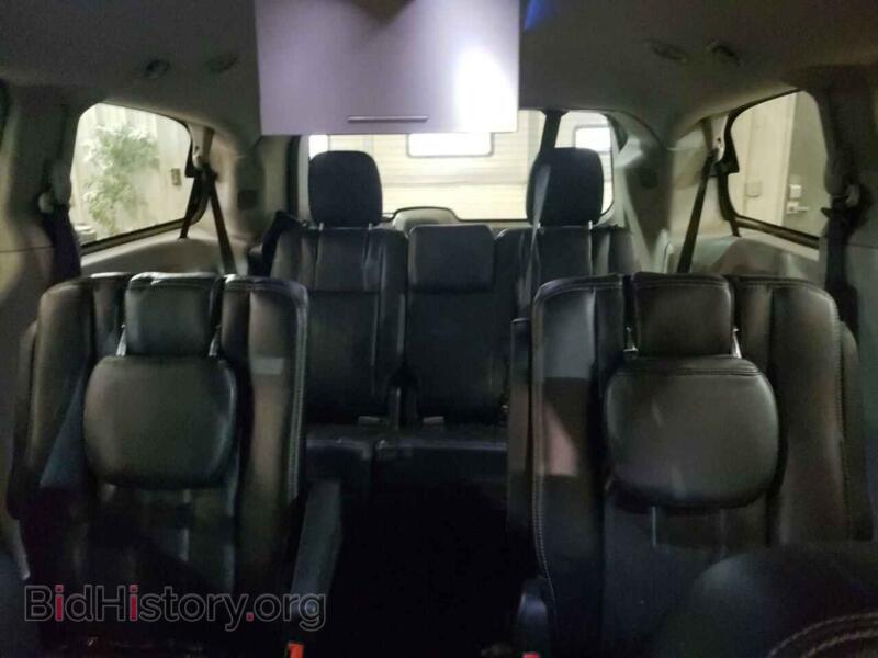 2014 Chrysler MINIVAN (VIN 2C4RC1BG3ER160725) — photo 10 of 13