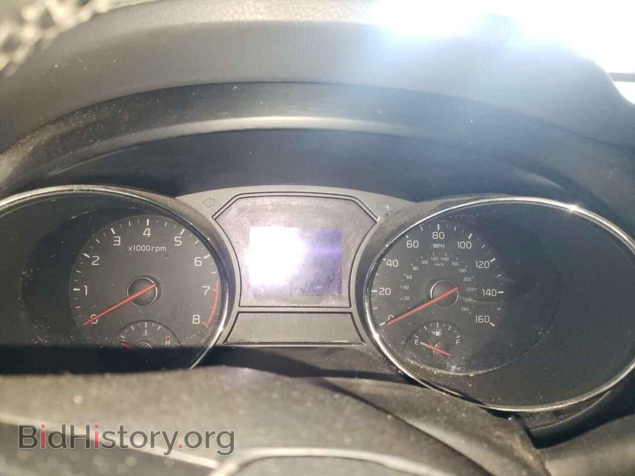 2018 KIA All Models - VIN: KNDMB5C19J6385943 - Фото 9