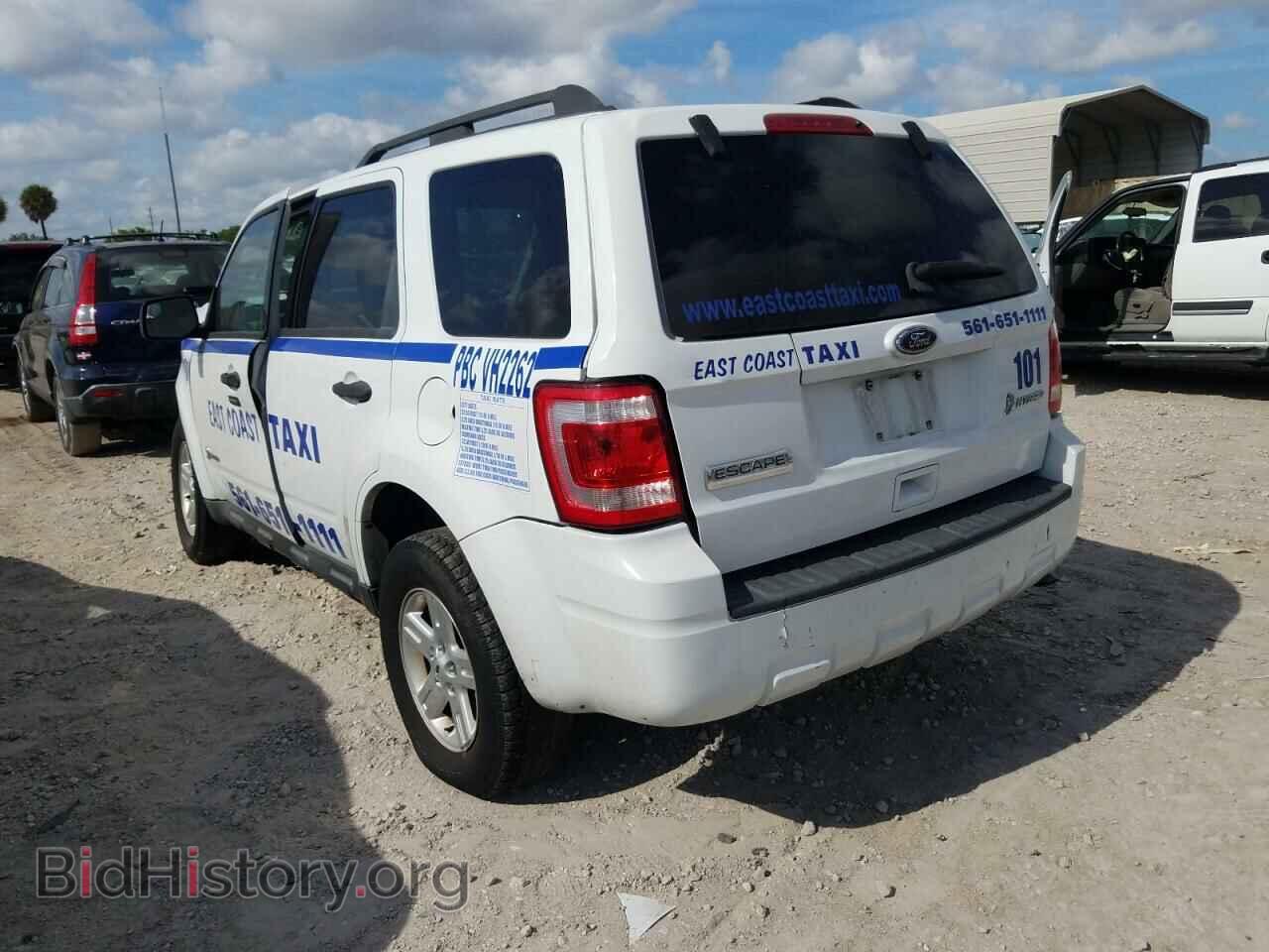 2011 FORD ESCAPE - VIN: 1FMCU4K39BKA16183 - Фото 3
