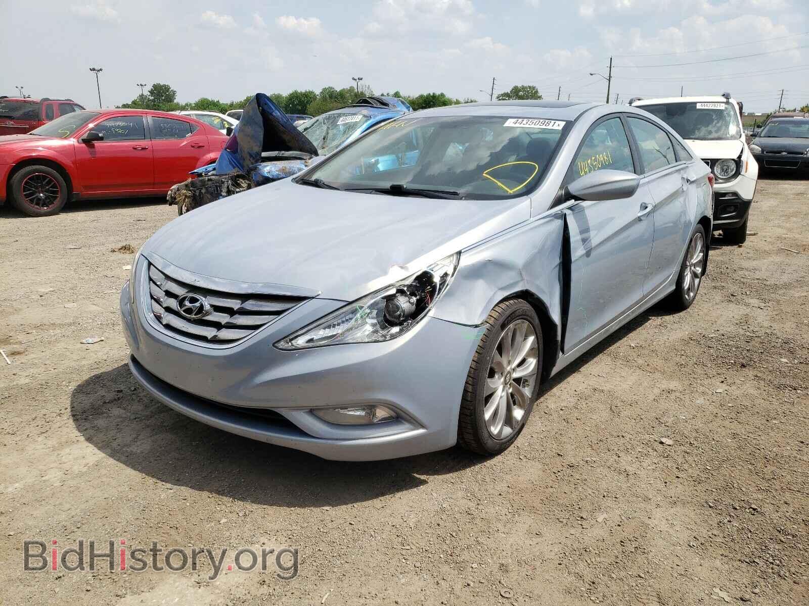2012 HYUNDAI SONATA - VIN: 5NPEC4ACXCH332676 - Фото 2