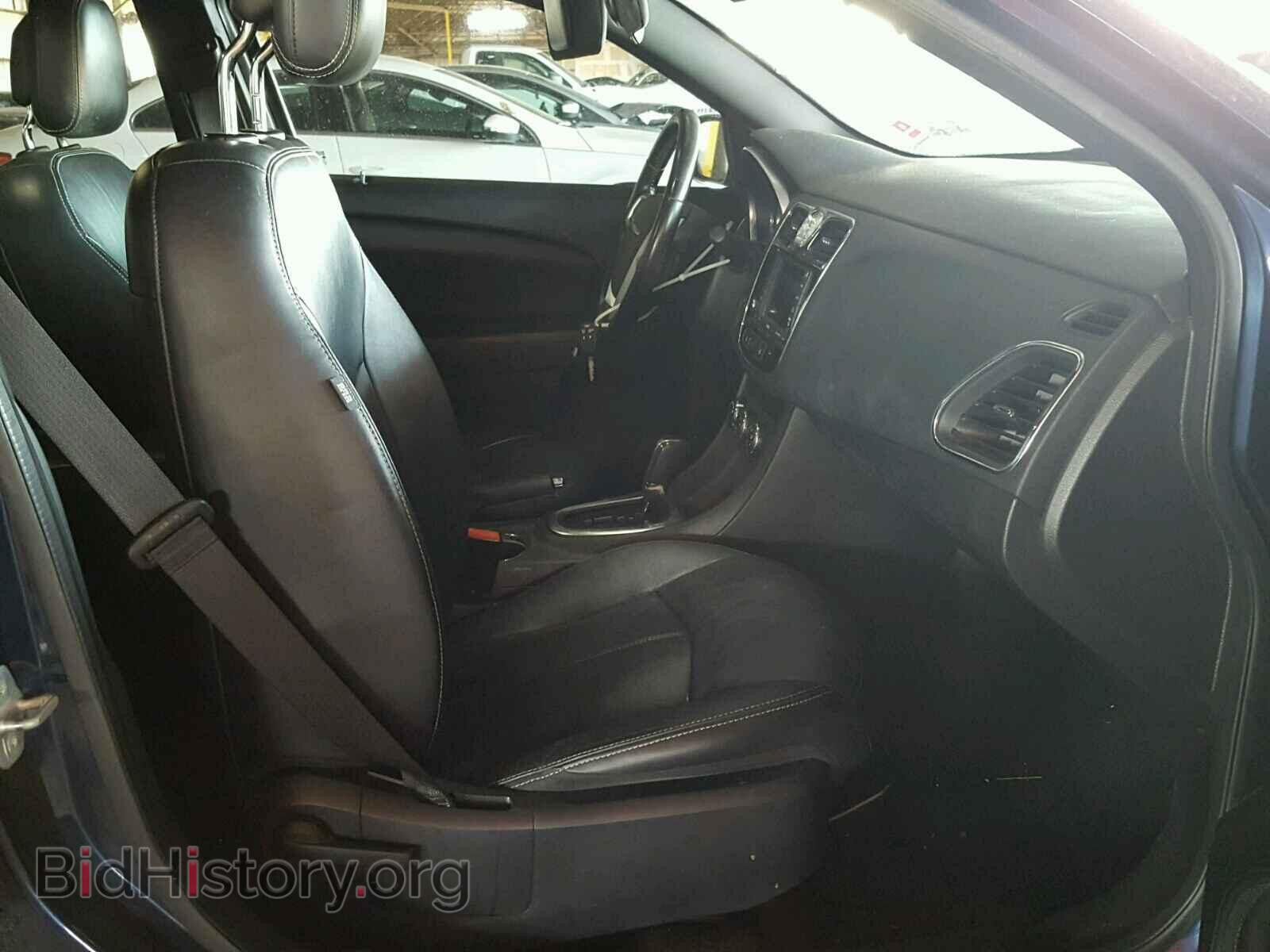 2012 CHRYSLER 200 - VIN: 1C3CCBCB1CN160056 - Photo 5