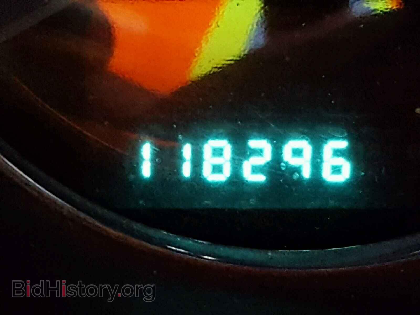 2012 CHRYSLER 200 - VIN: 1C3CCBCB1CN160056 - Photo 8