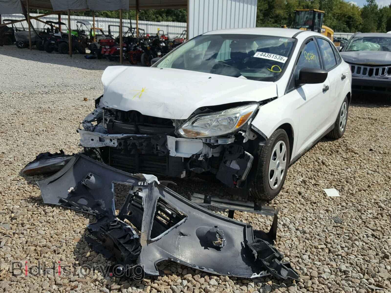 2013 FORD FOCUS - VIN: 1FADP3E20DL217065 - Фото 2