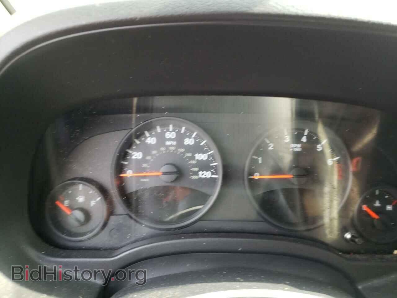 2011 JEEP COMPASS - VIN: 1J4NT1FB2BD196928 - Фото 8