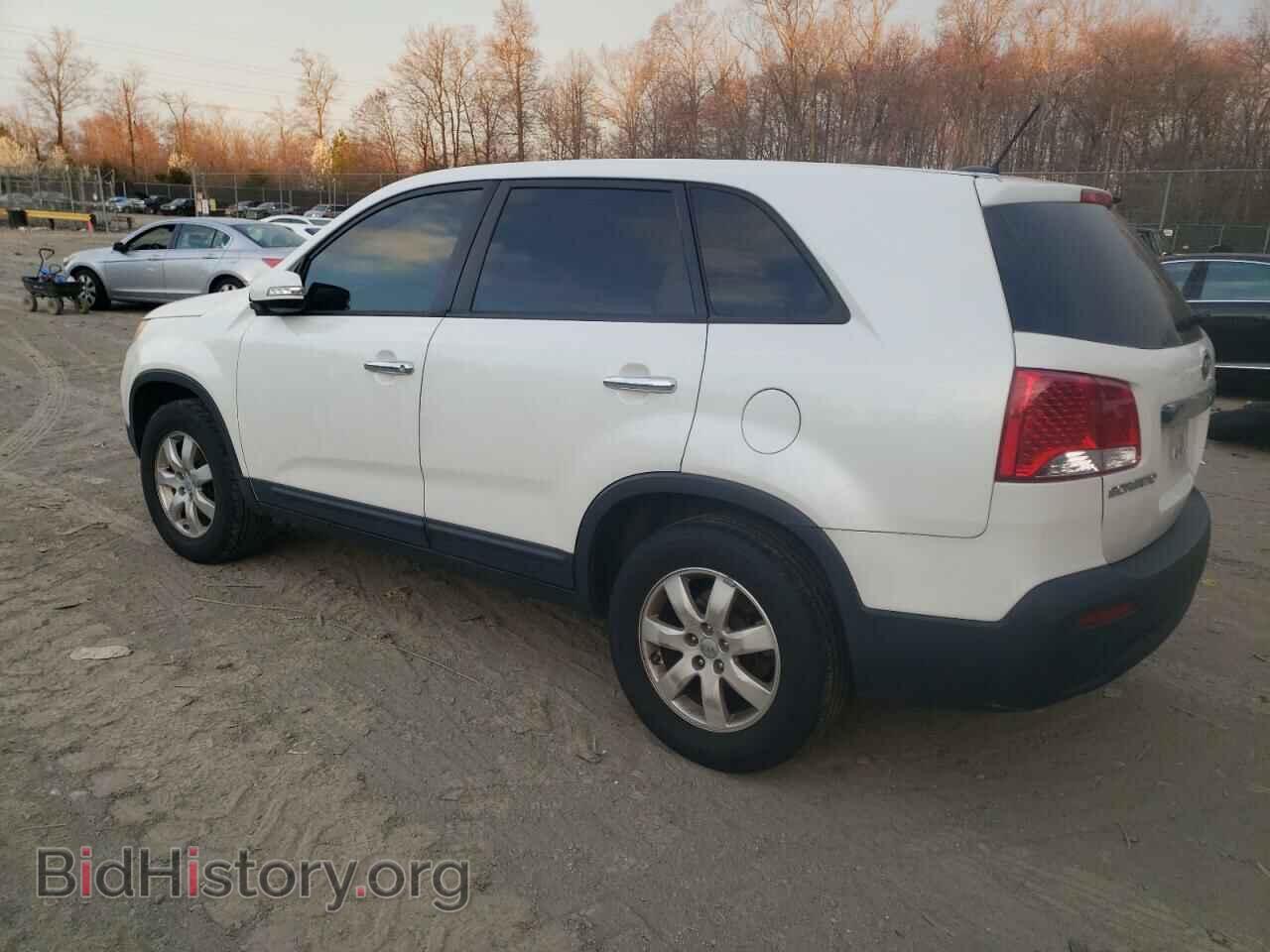 2012 KIA SORENTO - VIN: 5XYKT3A10CG223601 - Фото 2
