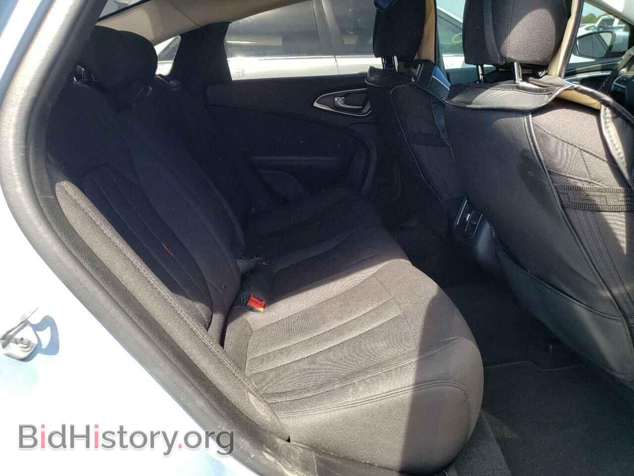 2015 CHRYSLER 200 - VIN: 1C3CCCAB3FN647529 - Photo 6