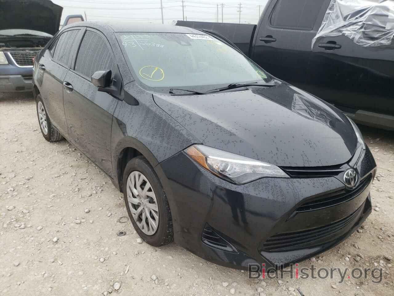 Photo 5YFBURHE5HP707243 - TOYOTA COROLLA 2017