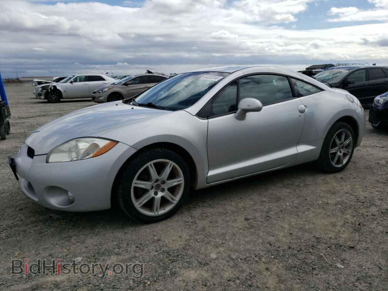Photo 4A3AK34T58E038257 - MITSUBISHI ECLIPSE 2008
