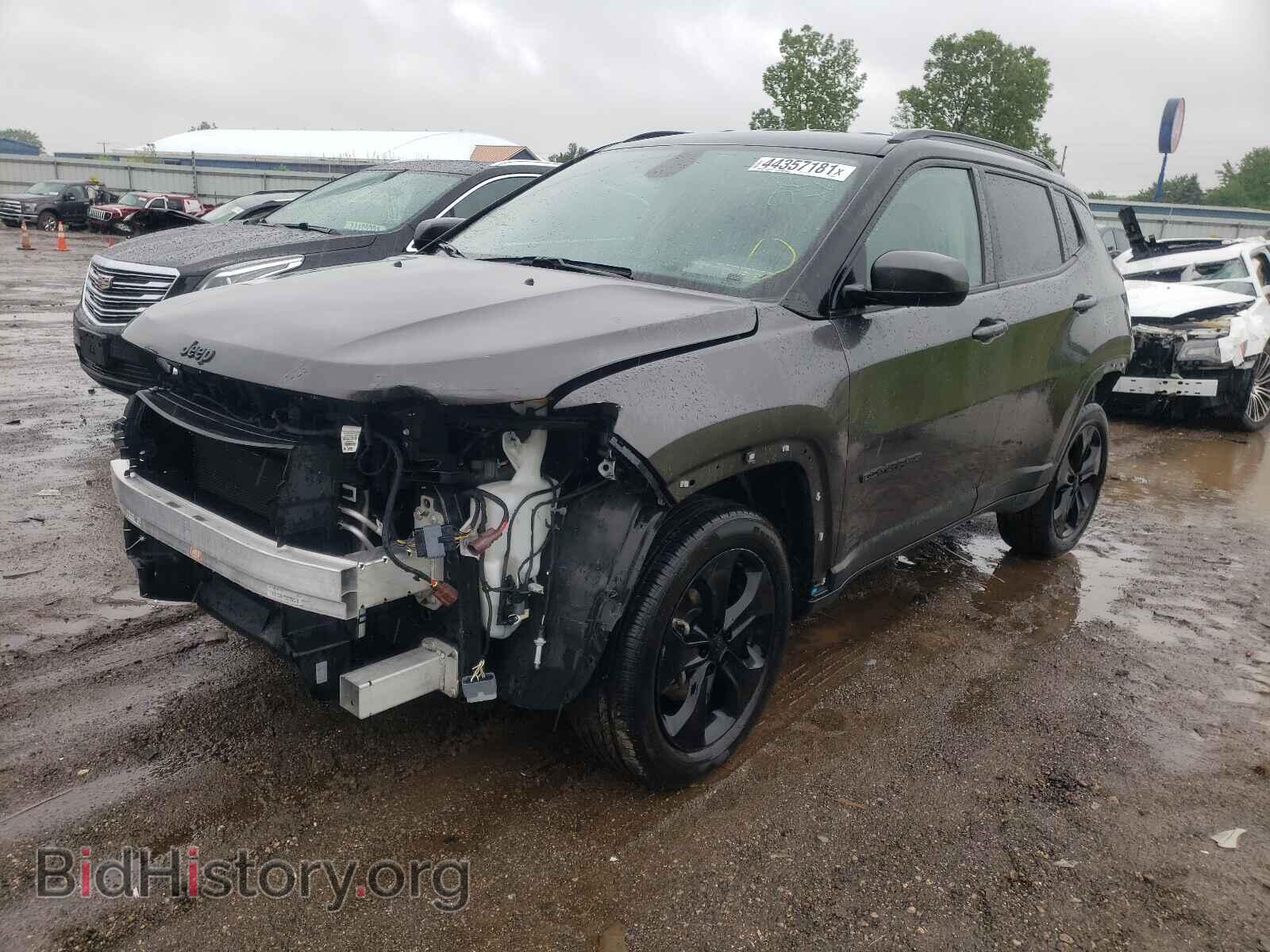 2019 JEEP COMPASS - VIN: 3C4NJDBB9KT682729 - Фото 2