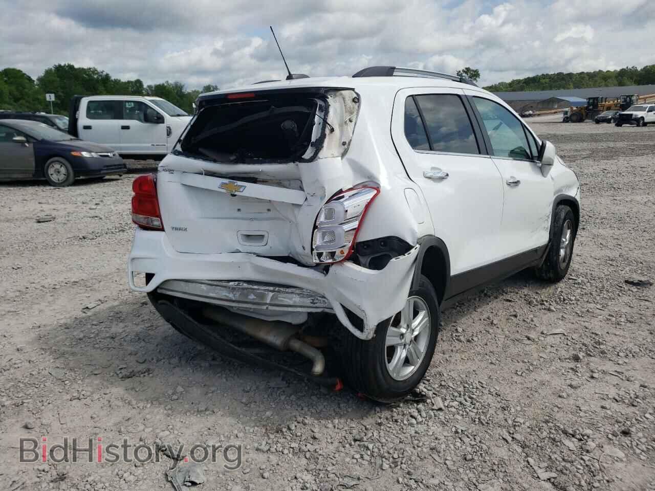 2017 CHEVROLET TRAX - VIN: 3GNCJLSB3HL205019 - Photo 4