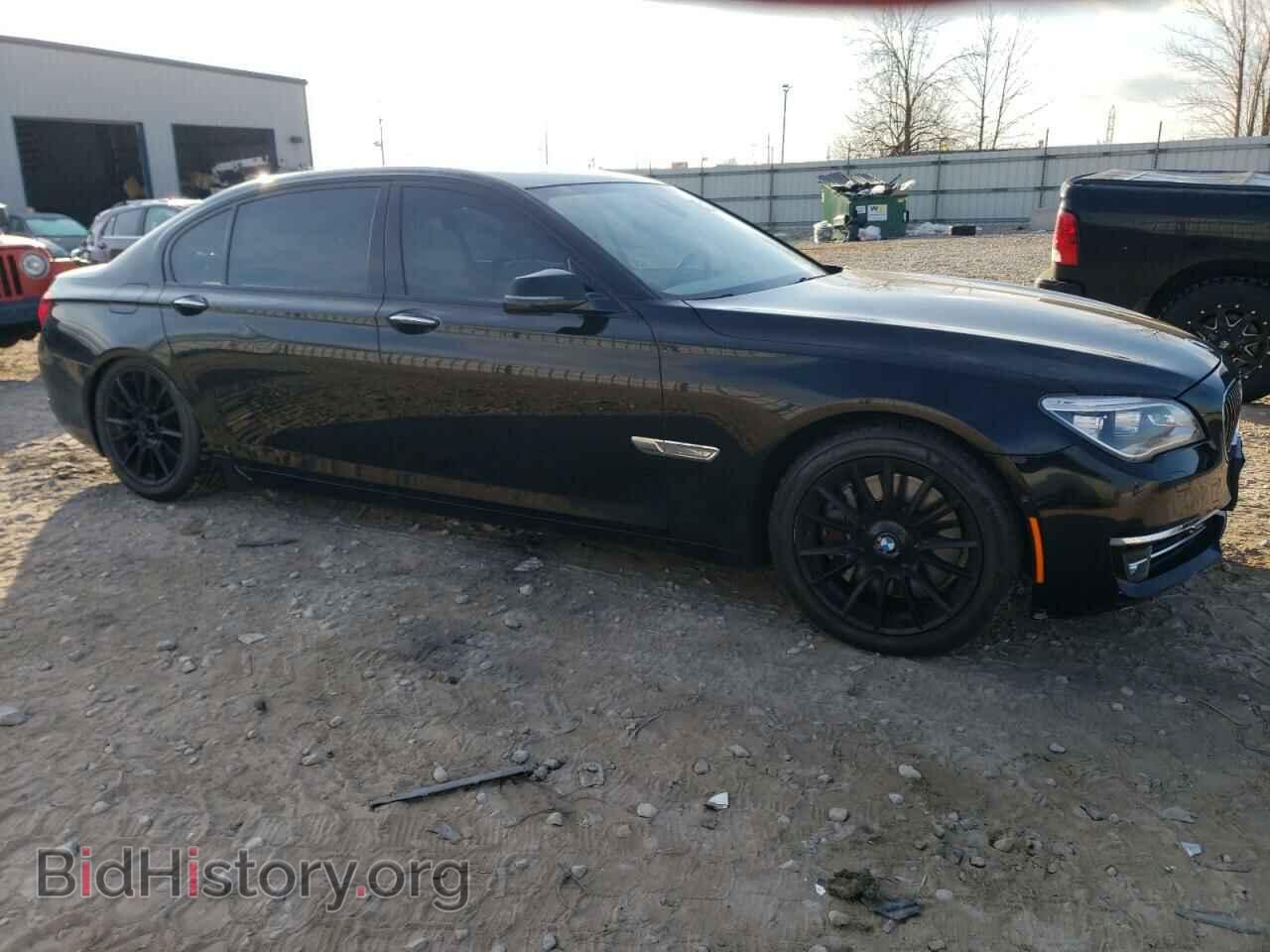 2013 BMW 7 SERIES - VIN: WBAYE8C52DDE22361 - Фото 4