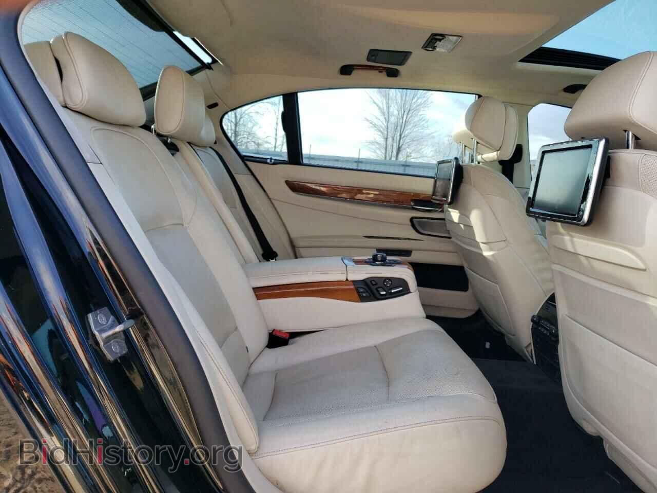2013 BMW 7 SERIES - VIN: WBAYE8C52DDE22361 - Фото 10