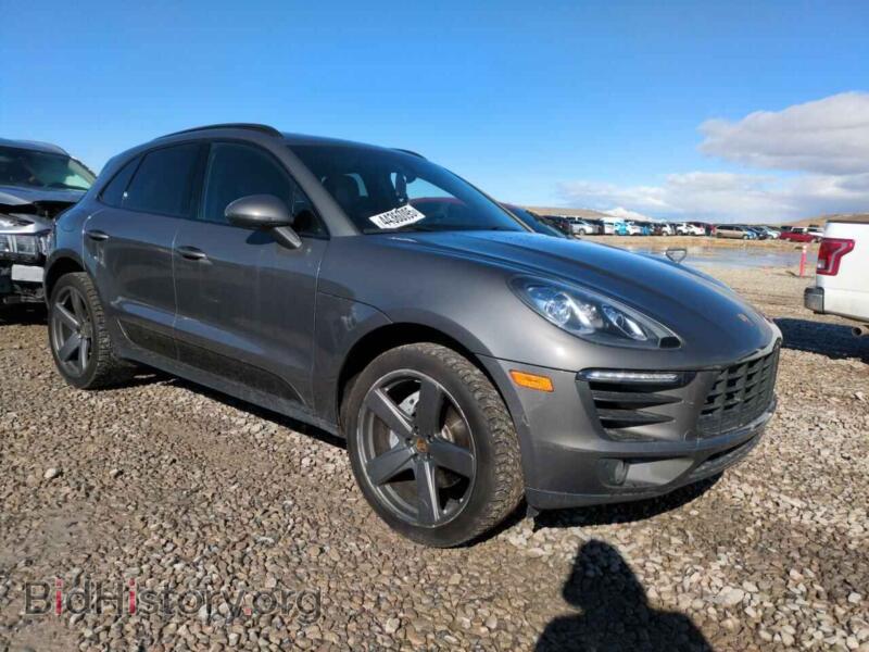 2016 Porsche MACAN (VIN WP1AB2A52GLB46735) — photo 4 of 12