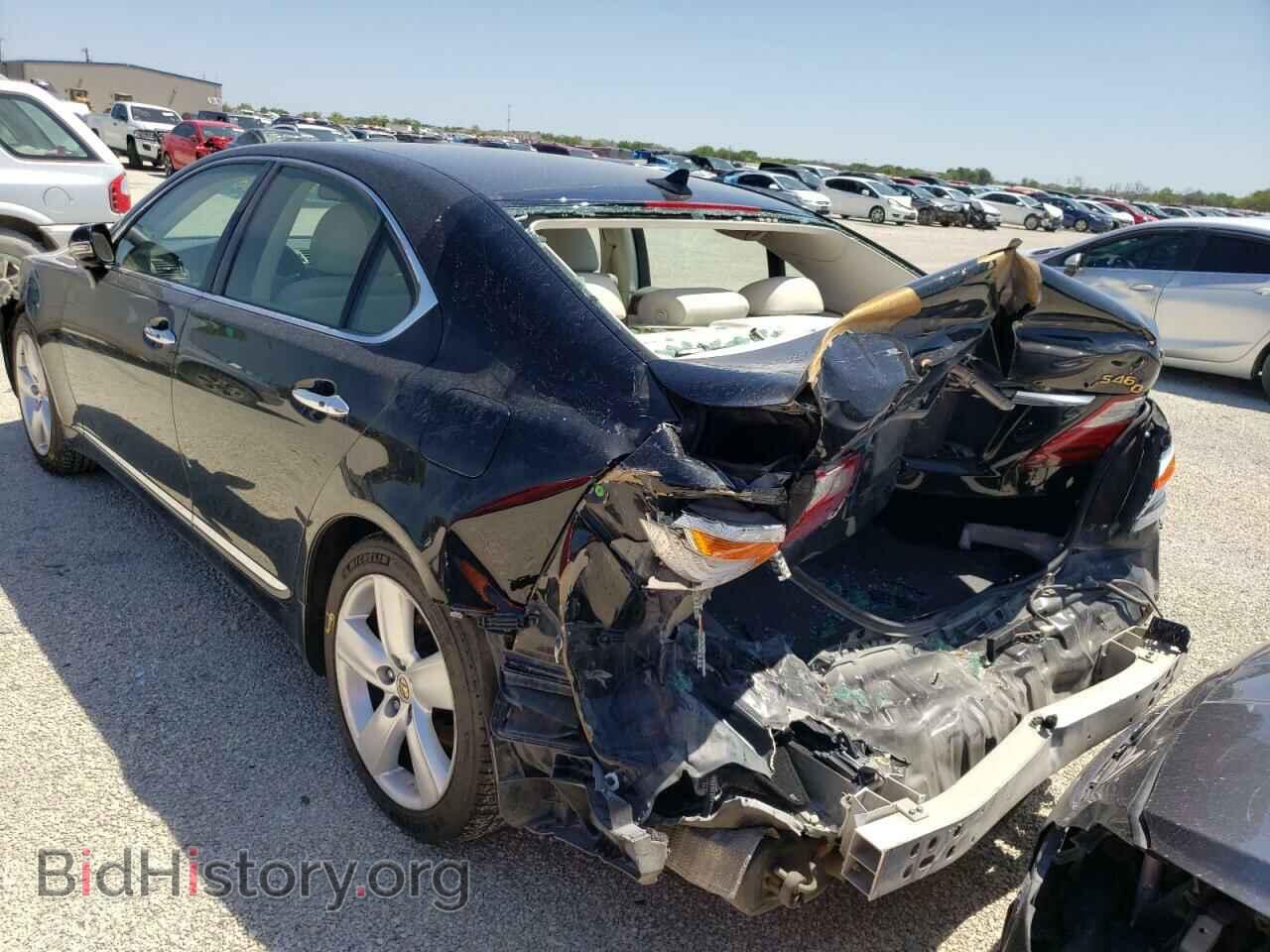 2011 LEXUS LS460 - VIN: JTHBL5EF8B5101740 - Photo 3