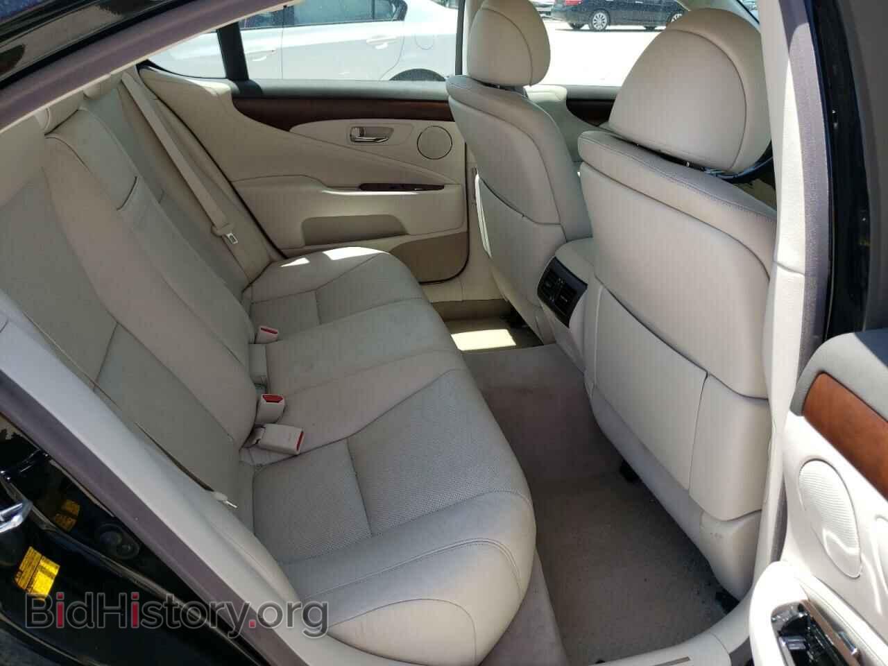2011 LEXUS LS460 - VIN: JTHBL5EF8B5101740 - Photo 6