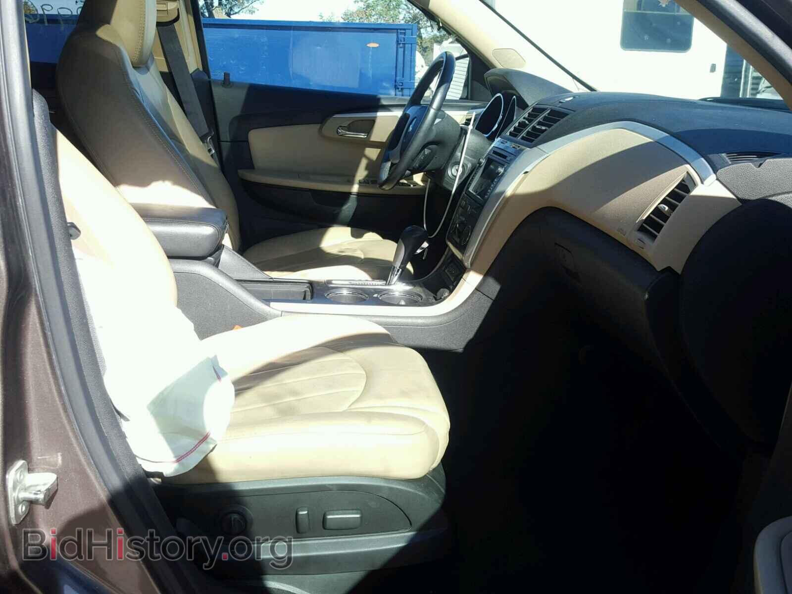 2009 CHEVROLET TRAVERSE - VIN: 1GNEV33DX9S140377 - Фото 5