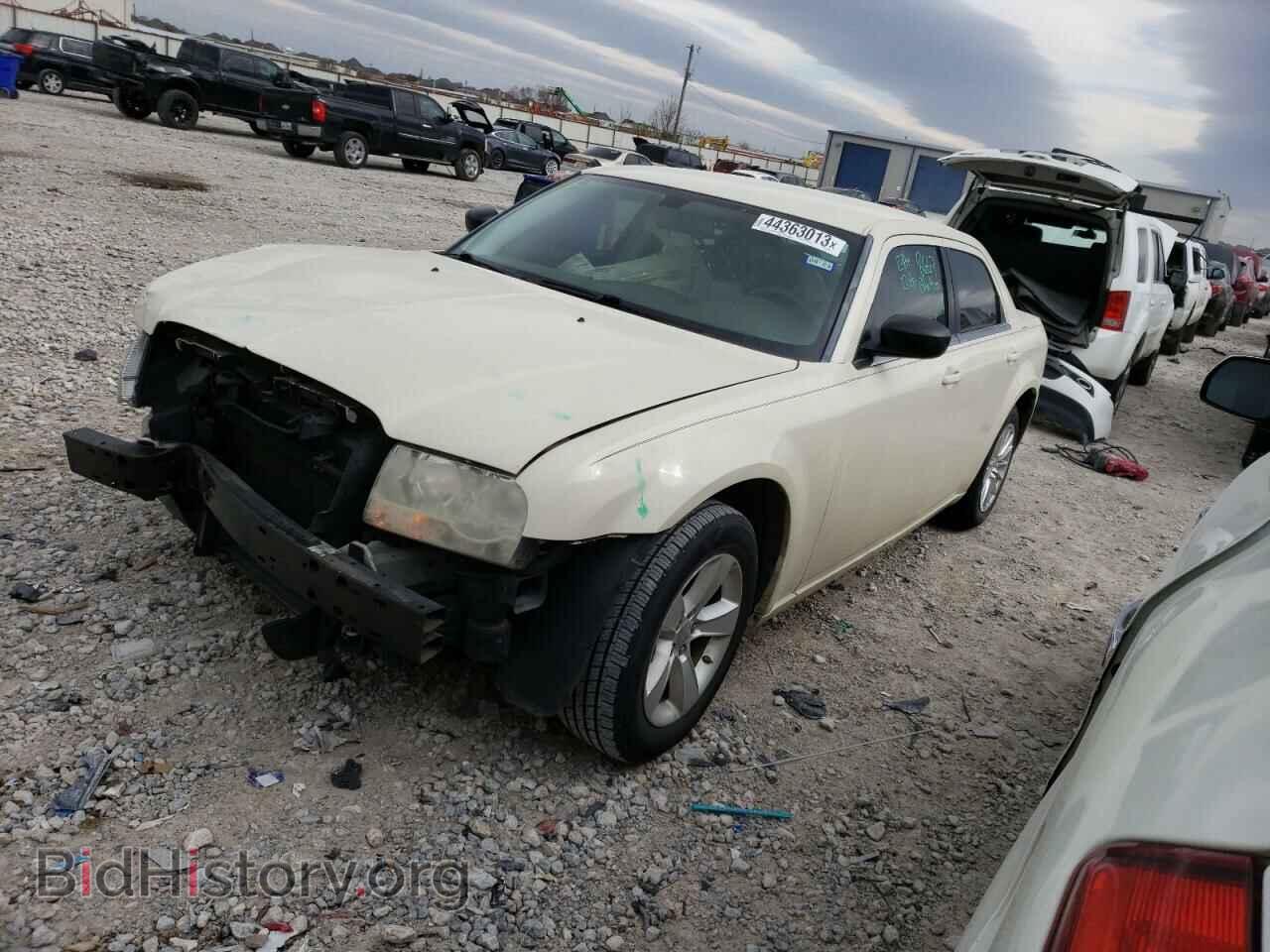 Photo 2C3KA43RX8H329128 - CHRYSLER 300 2008