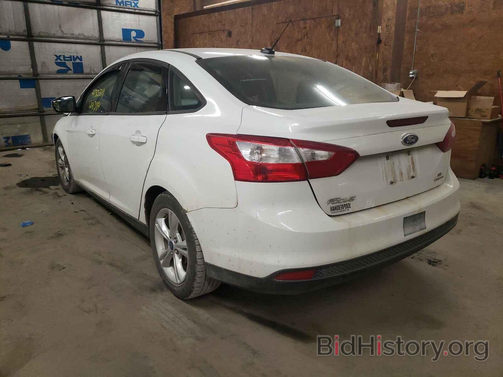 Report 1FADP3F2XEL249490 FORD FOCUS 2014 WHITE GAS price