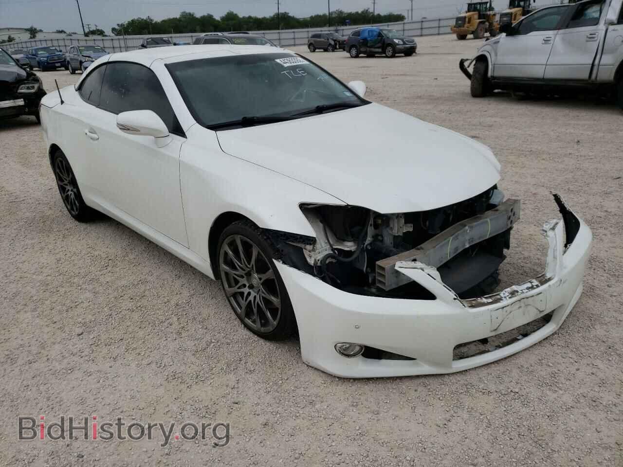 Photo JTHFE2C26B2505261 - LEXUS IS 2011