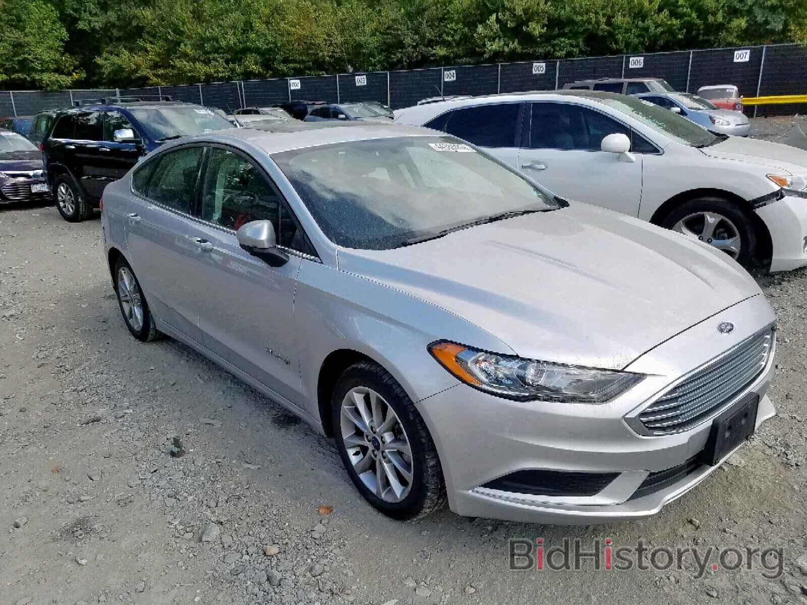 Photo 3FA6P0LU3HR216415 - FORD FUSION SE 2017