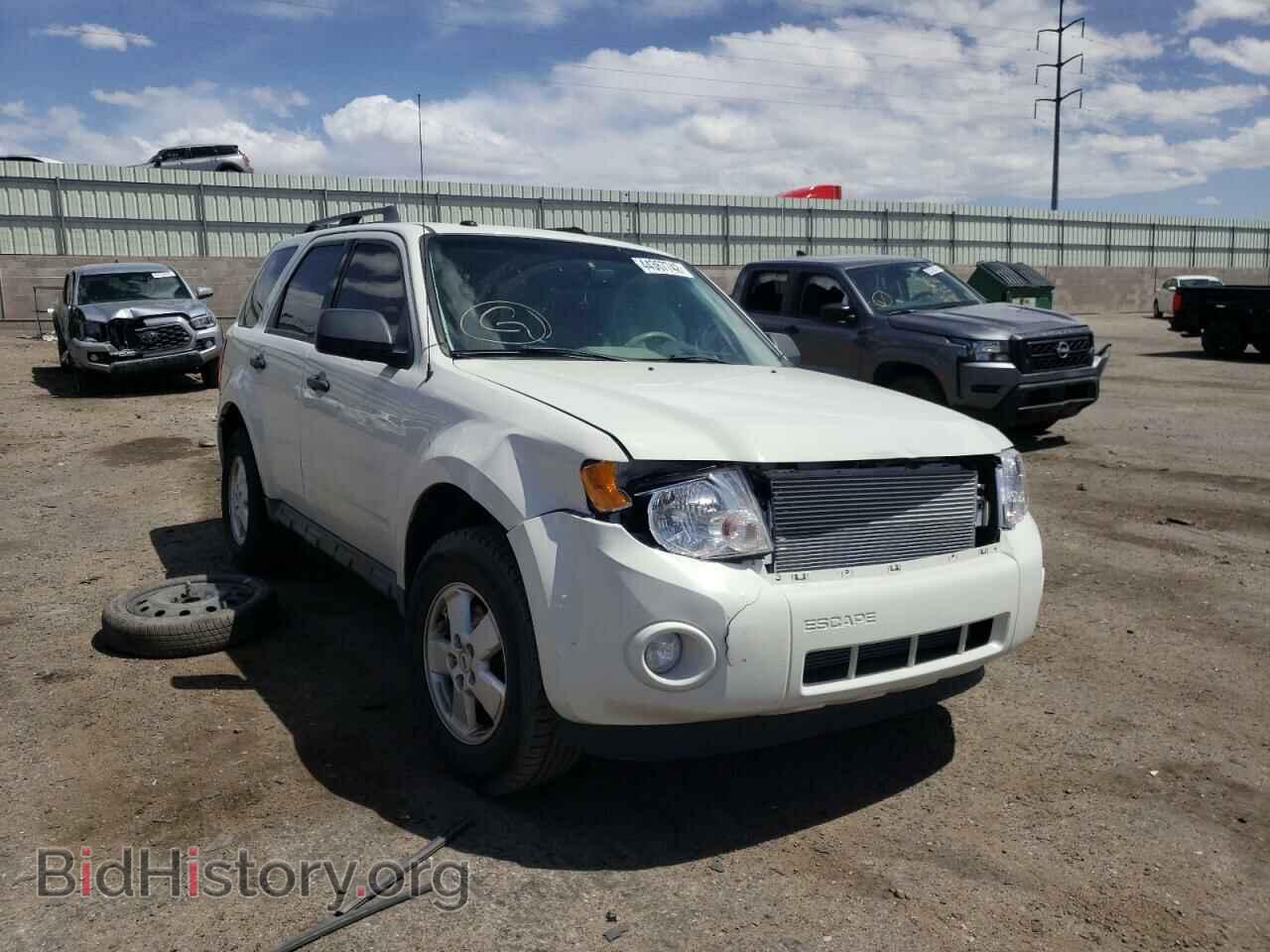 Фотография 1FMCU0D75CKB04092 - FORD ESCAPE 2012