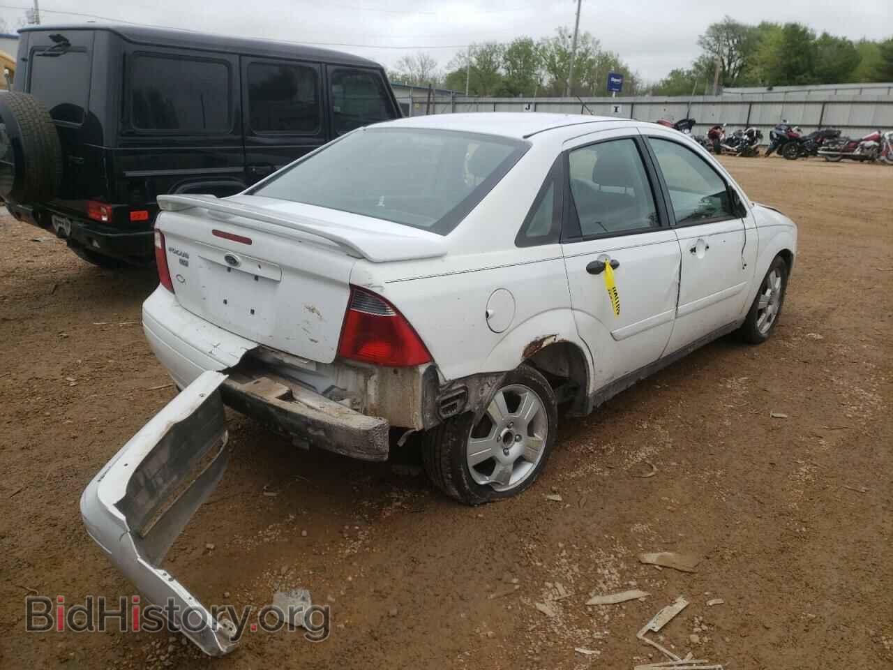 2007 FORD FOCUS - VIN: 1FAFP34N77W237210 - Фото 4