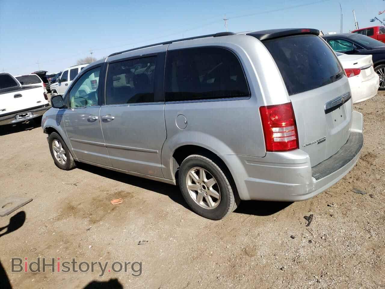 2008 CHRYSLER MINIVAN - VIN: 2A8HR54P48R120813 - Фото 2