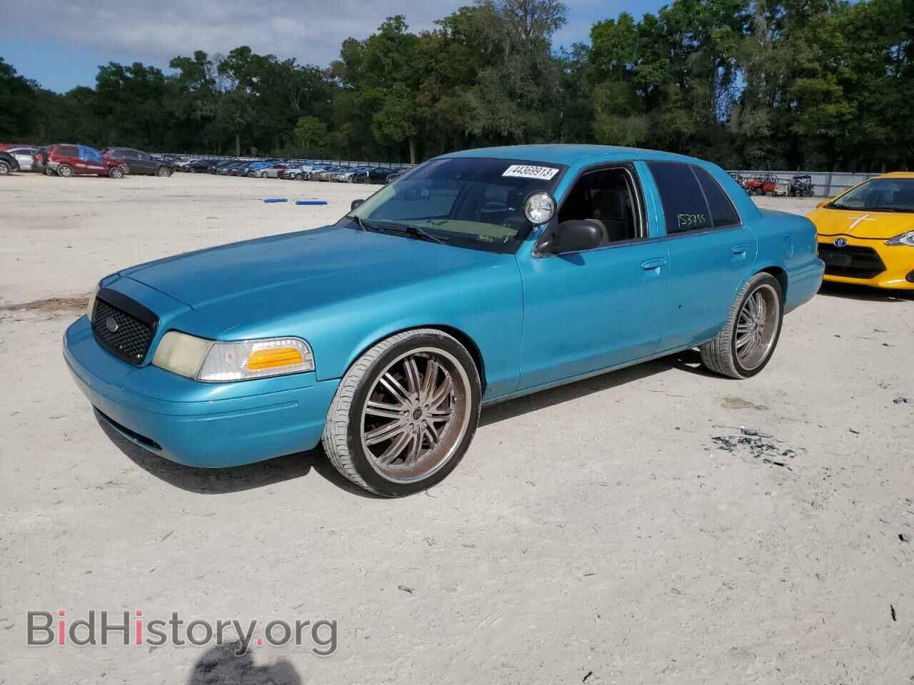 Photo 2FAFP71VX8X147941 - FORD CROWN VIC 2008