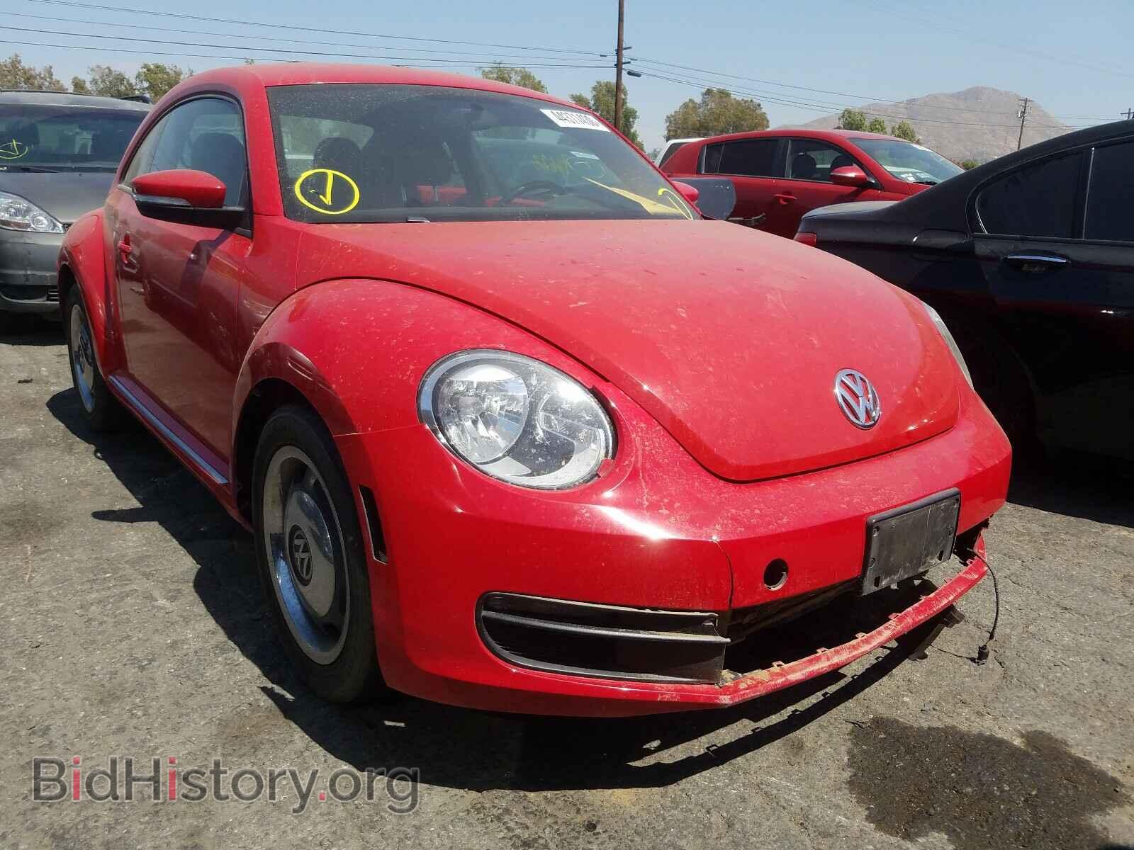 Фотография 3VWJP7AT0CM623165 - VOLKSWAGEN BEETLE 2012