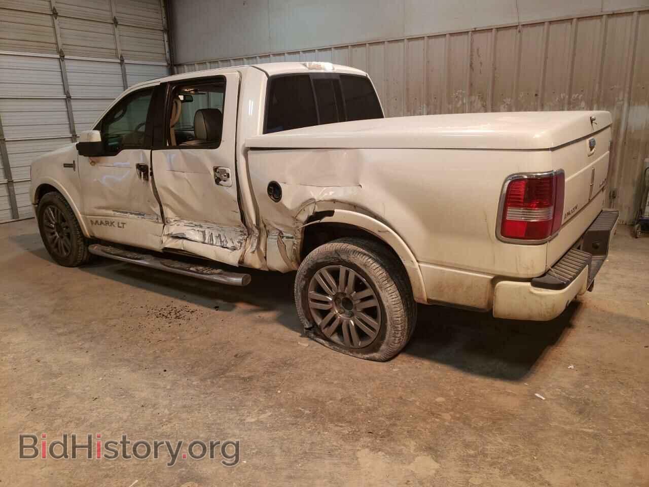 2007 LINCOLN MARK LT - VIN: 5LTPW16567FJ07371 - Фото 2