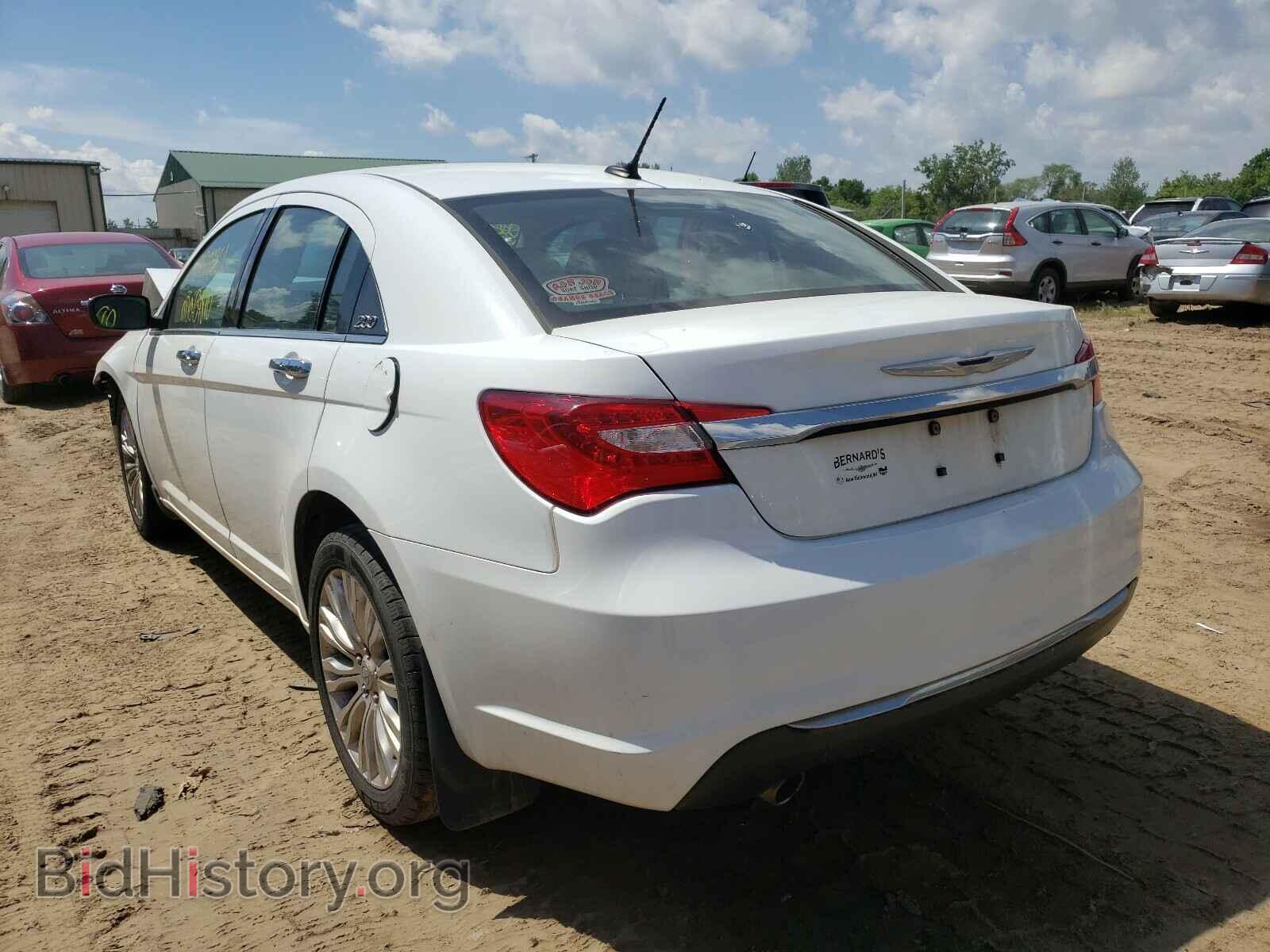 2011 CHRYSLER 200 - VIN: 1C3BC2FG2BN618916 - Photo 3