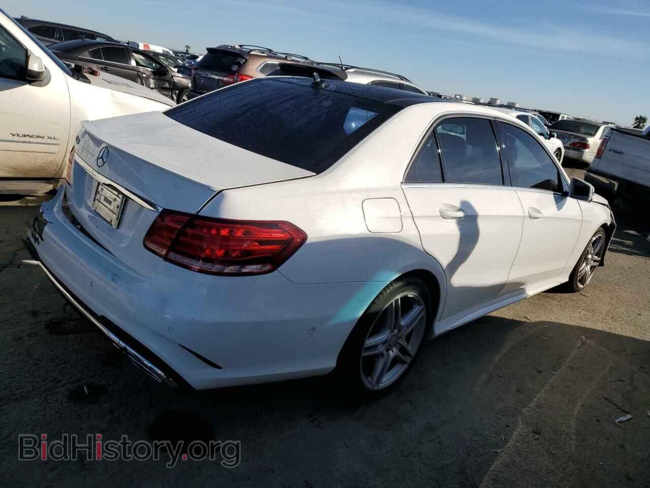 2014 MERCEDES-BENZ E-CLASS - VIN: WDDHF5KB4EA898848 - Фото 3
