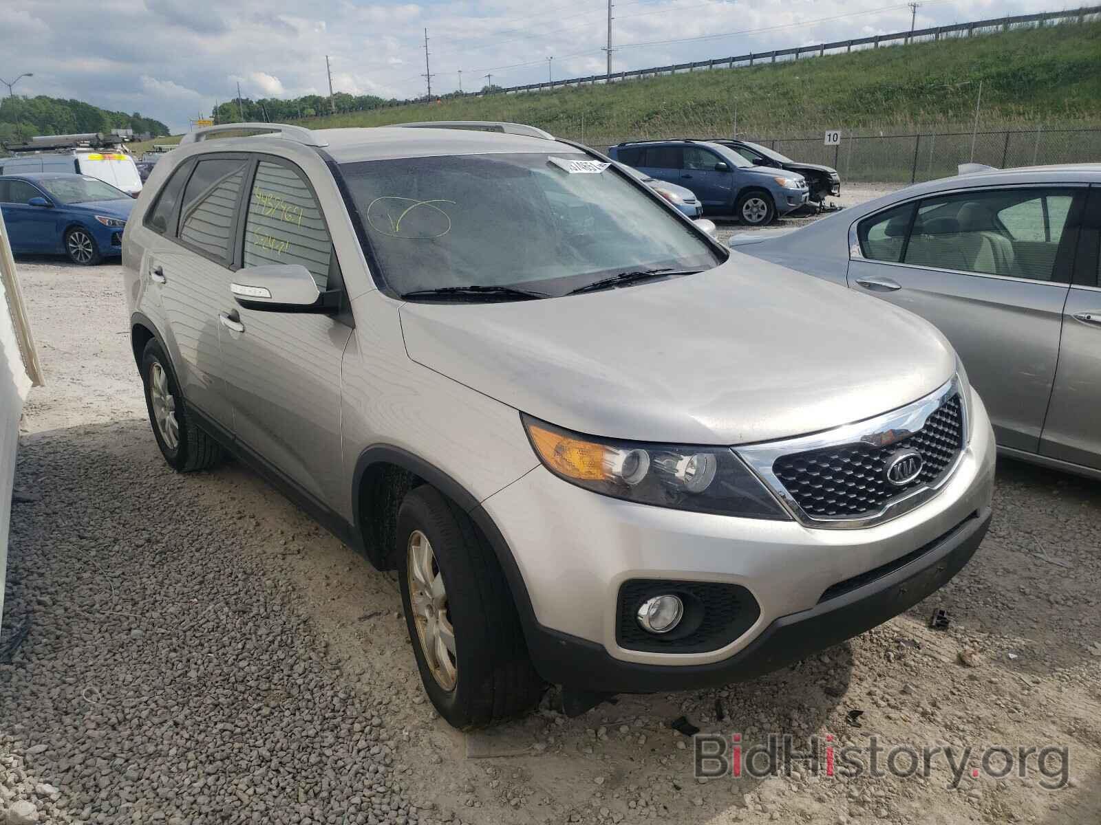 Photo 5XYKT3A6XDG324951 - KIA SORENTO 2013