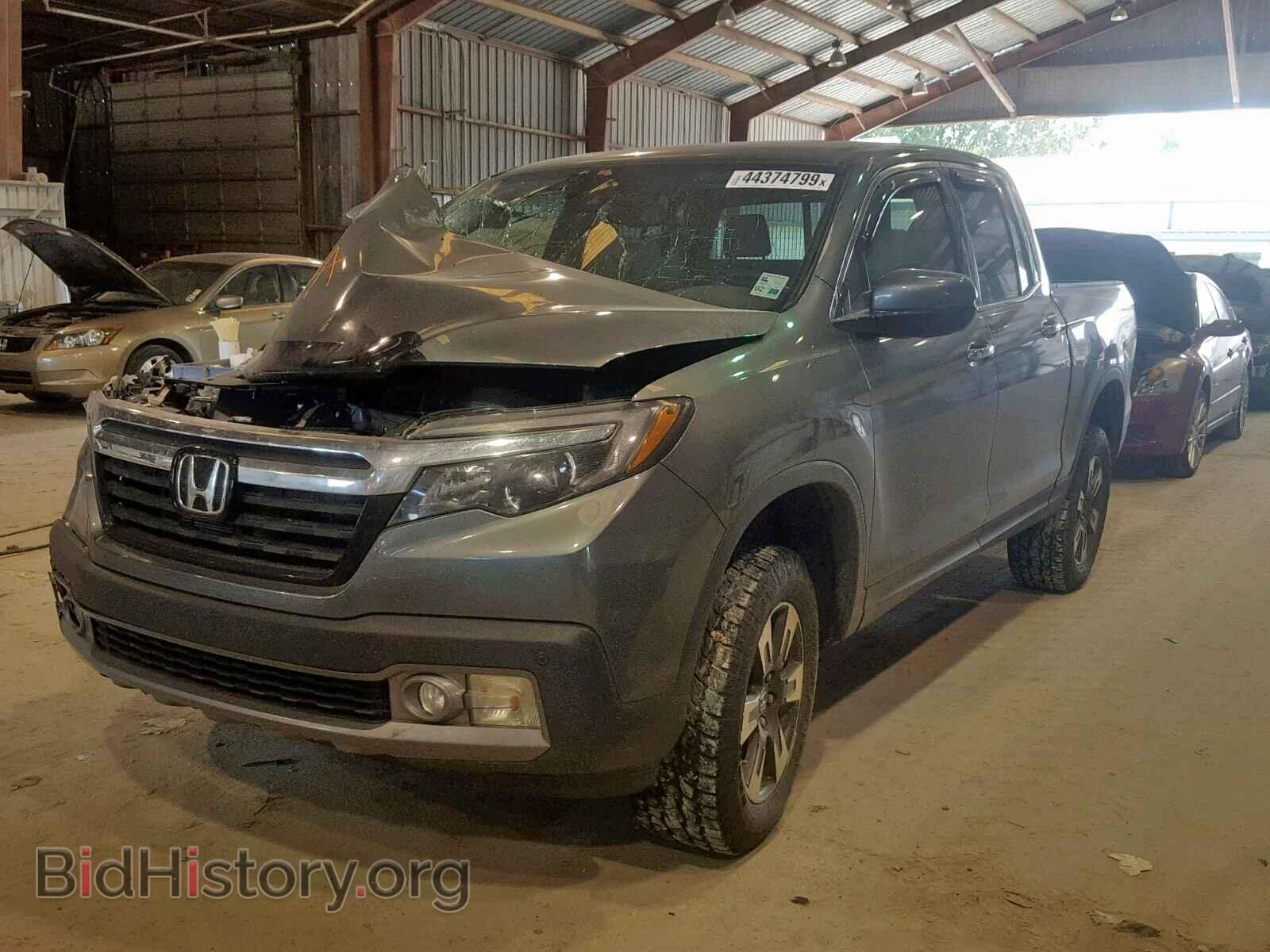 2018 HONDA RIDGELINE - VIN: 5FPYK3F76JB005491 - Фото 2