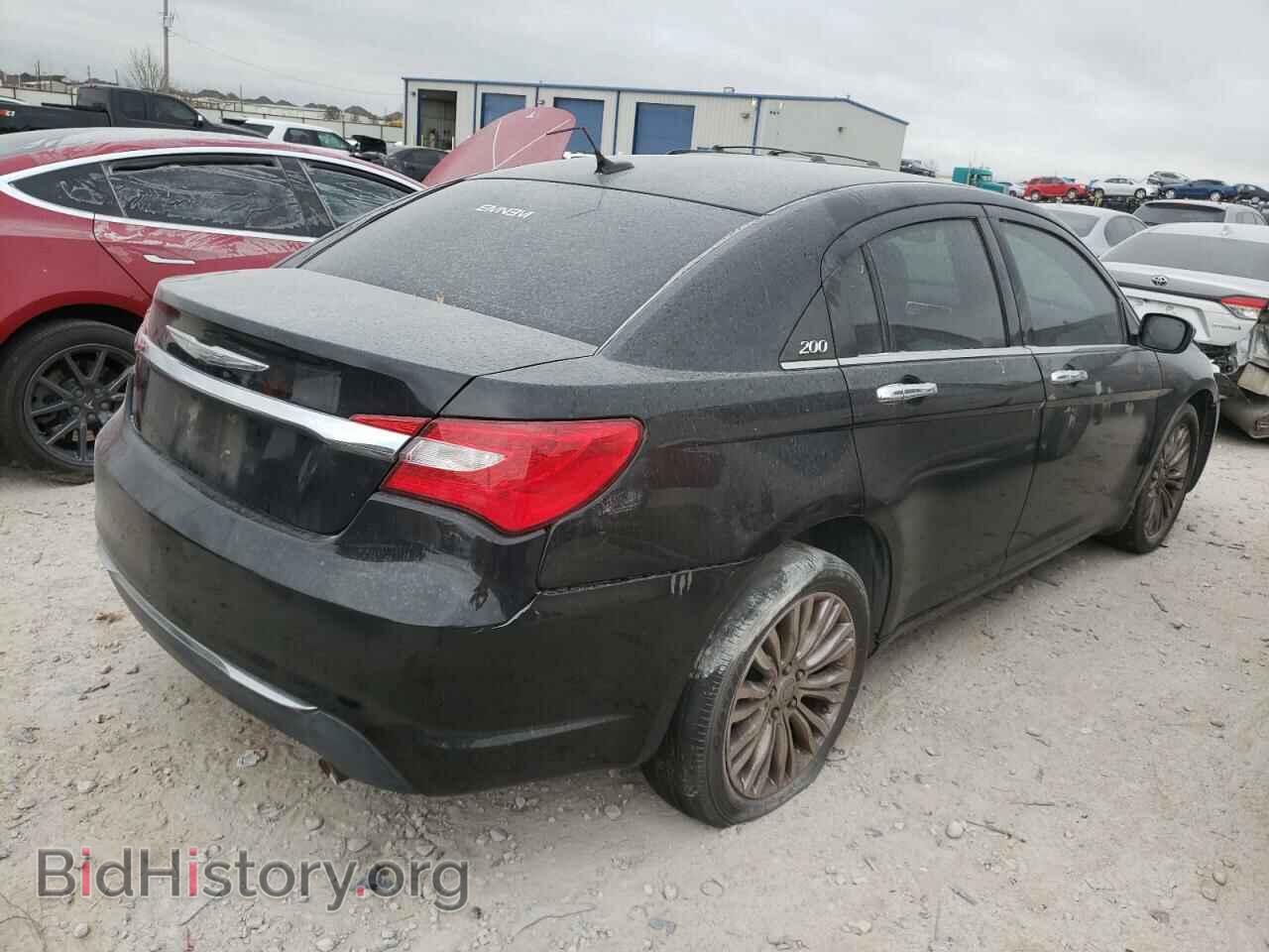 2011 CHRYSLER 200 - VIN: 1C3BC2FB7BN582306 - Photo 3