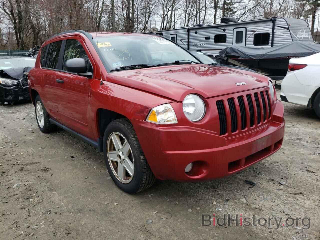 Photo 1J4NF1FB7AD675268 - JEEP COMPASS 2010