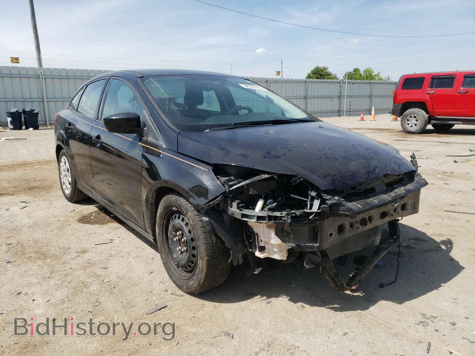 Photo 1FAHP3F2XCL329094 - FORD FOCUS 2012